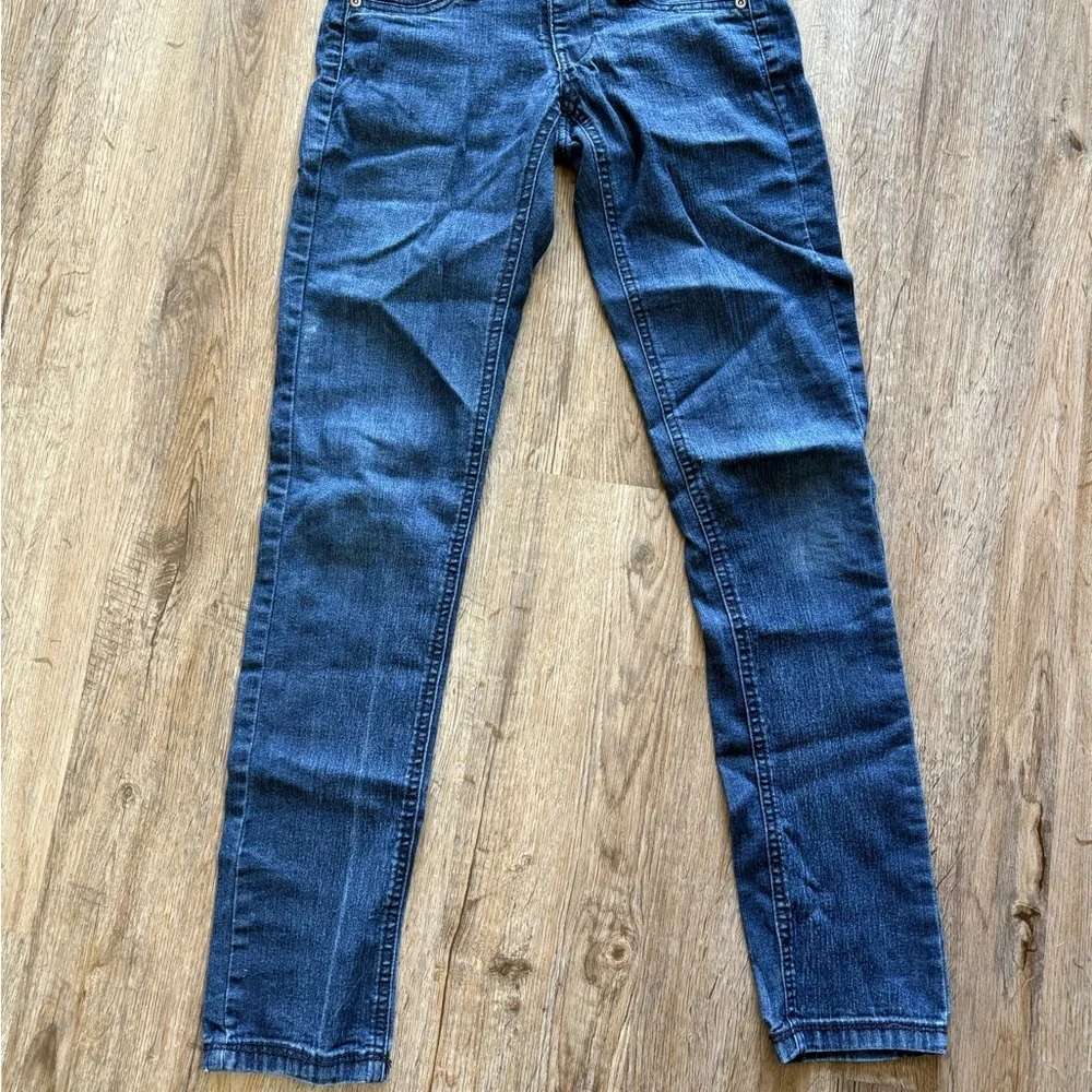 Mossimo Supply Co. stylish dark